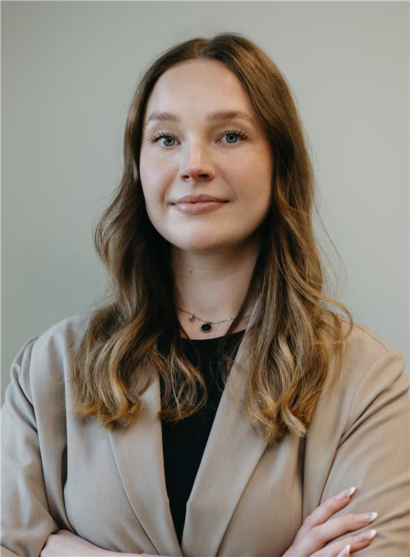 Headshot of Karolina Smereczynska